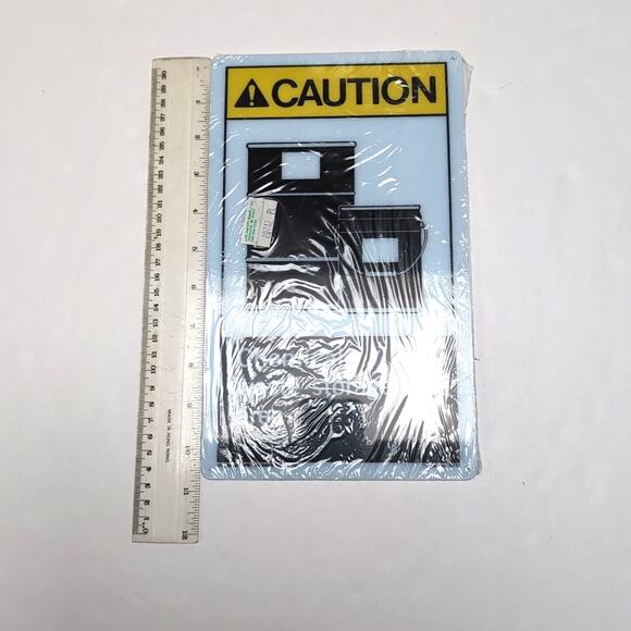 VTG Man Cave Dorm 5 Emergency Safety OSHA Plastic Graphic Colorful Signs NEW - Picture 7 of 12